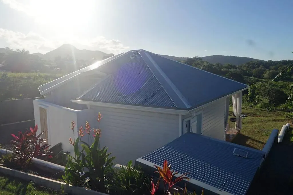 Les Hauts Du Papillon - Piscine Et Vue Mer - Sainte-Rose Holiday home